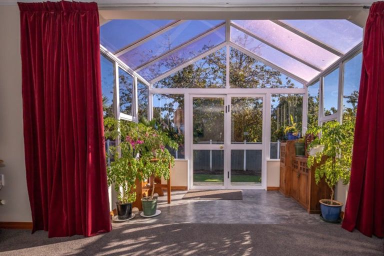 Photo of property in 30 Henley Street, Westport, 7825