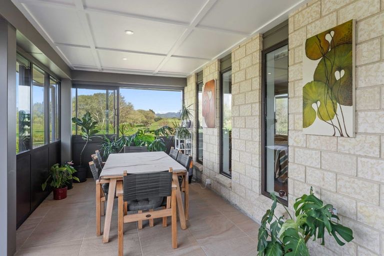 Photo of property in 38 Titoki Road, Waikanae Beach, Waikanae, 5036