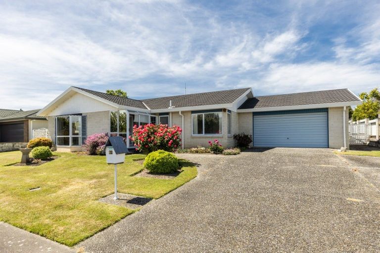 Photo of property in 81 Reynolds Road, Havelock North, 4130