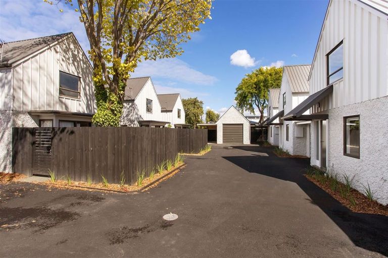 Photo of property in 99 Mandeville Street, Riccarton, Christchurch, 8011