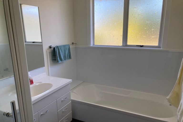 Photo of property in 74 Birmingham Street, Takaro, Palmerston North, 4412