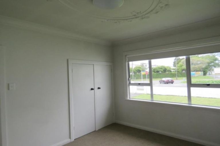 Photo of property in 238 Coronation Avenue, Welbourn, New Plymouth, 4310
