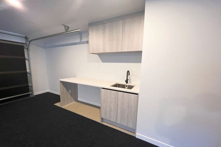 Photo of property in 17 Manawanui Way, Orewa, 0931