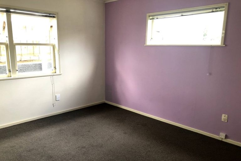 Photo of property in 25 Fraser Avenue, Johnsonville, Wellington, 6037