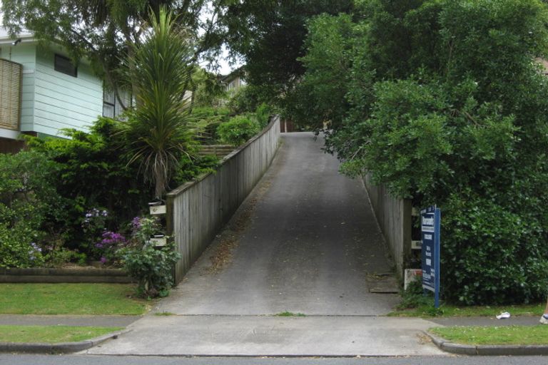 Photo of property in 16 The Glade South, Pukekohe, 2120
