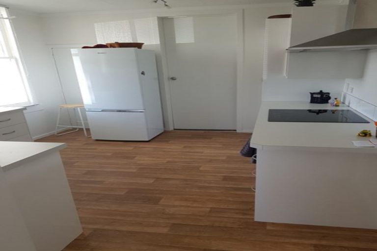 Photo of property in 9 London Street, Dannevirke, 4930