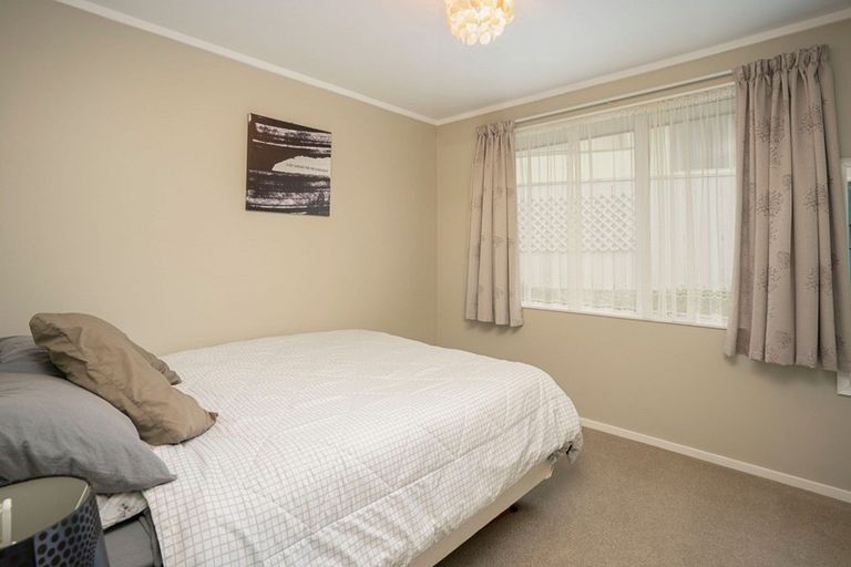 Photo of property in 12 Kate Edger Place, Stoke, Nelson, 7011
