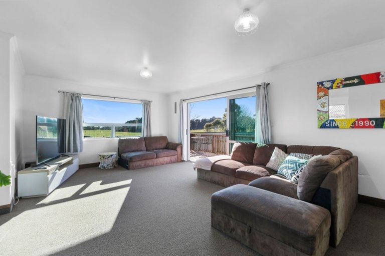 Photo of property in 68 Bayly Street, Waitara, 4320