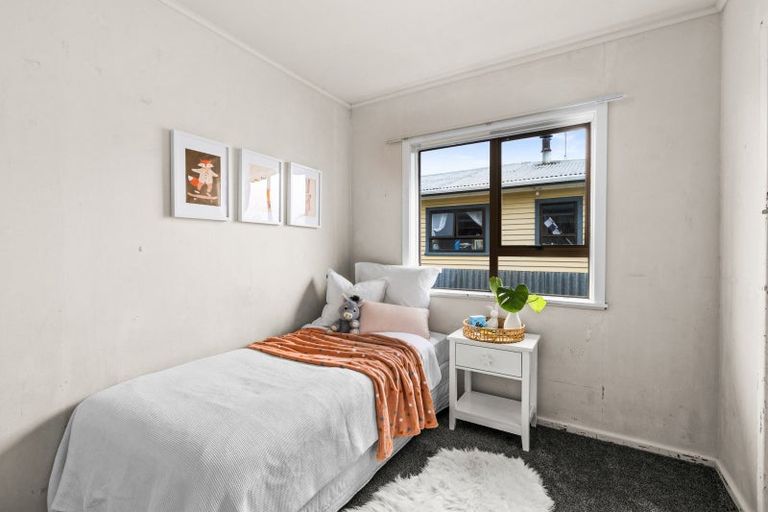 Photo of property in 10 Richmond Street, Maraenui, Napier, 4110