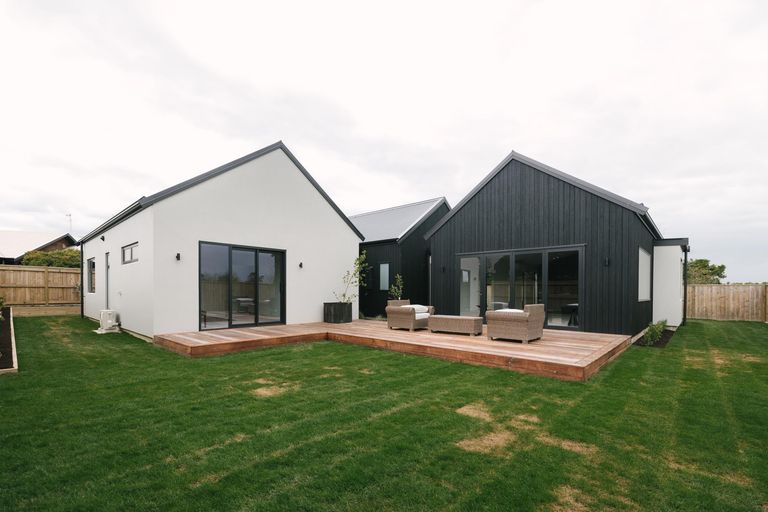Photo of property in 161 Pharazyn Street, Maewa, Feilding, 4702