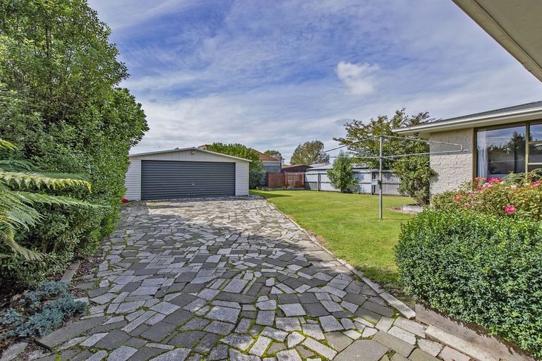 Photo of property in 55 Oriana Crescent, Hornby, Christchurch, 8042