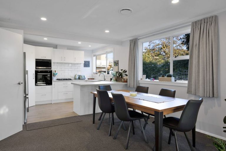 Photo of property in 6 Argyle Street, Hawera, 4610