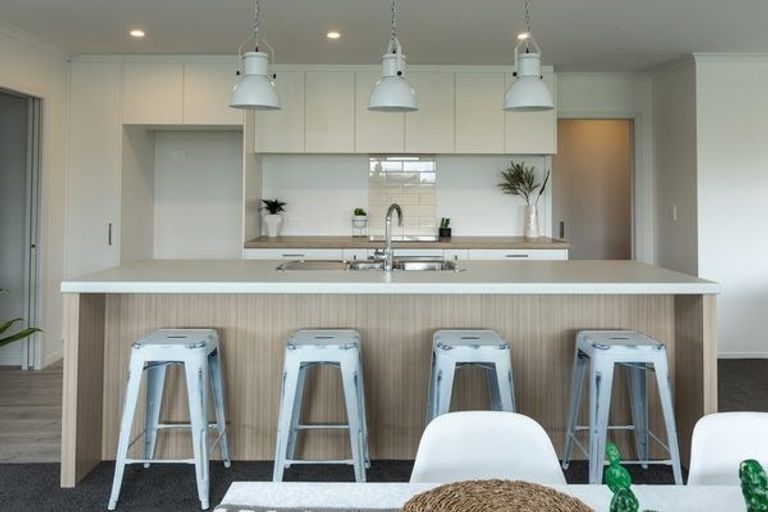 Photo of property in 102 Ledbury Drive, Rolleston, 7615