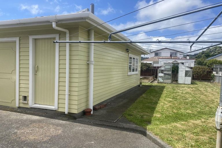 Photo of property in 22 Kauri Street, Miramar, Wellington, 6022