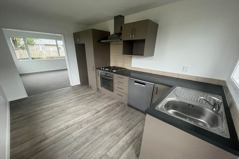 Photo of property in 1/451 Hereford Street, Linwood, Christchurch, 8011