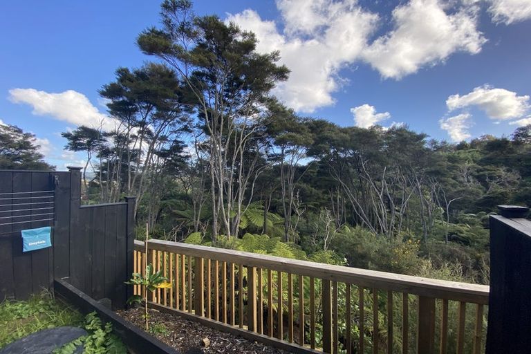 Photo of property in 39 Kaimai Avenue, Massey, Auckland, 0614