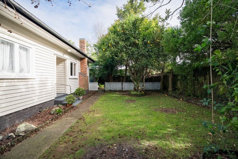 Photo of property in 1/21 Railway Street West, Papakura, 2110