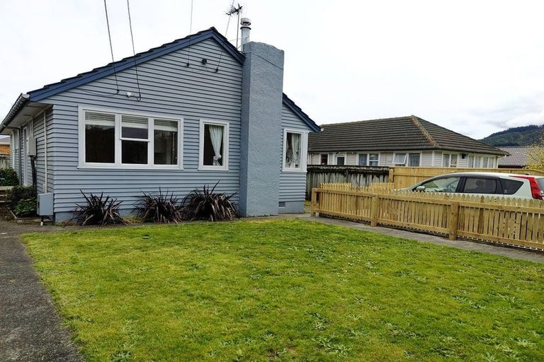Photo of property in 9 Byron Street, Trentham, Upper Hutt, 5018