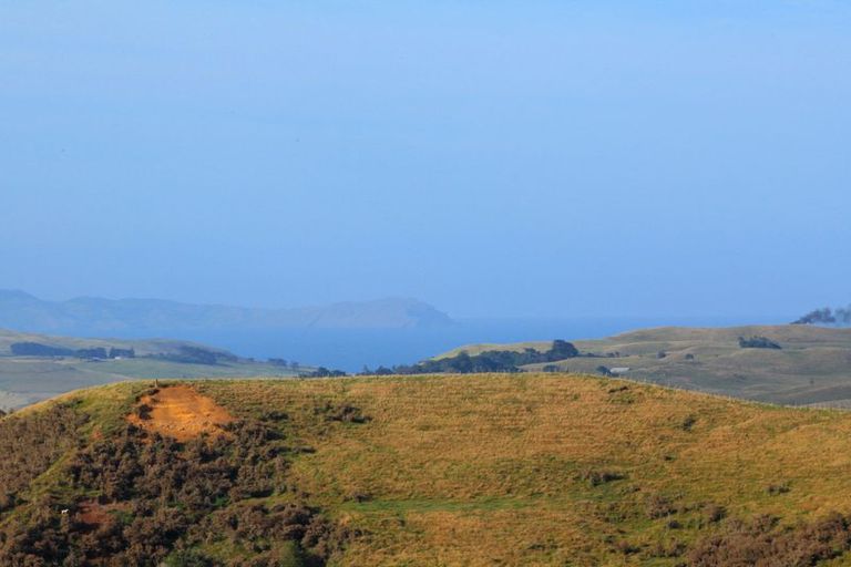 Photo of property in 448 Ruapuke Road, Raglan, 3296