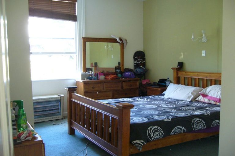 Photo of property in 2/25 Clifton Terrace, Kelburn, Wellington, 6012
