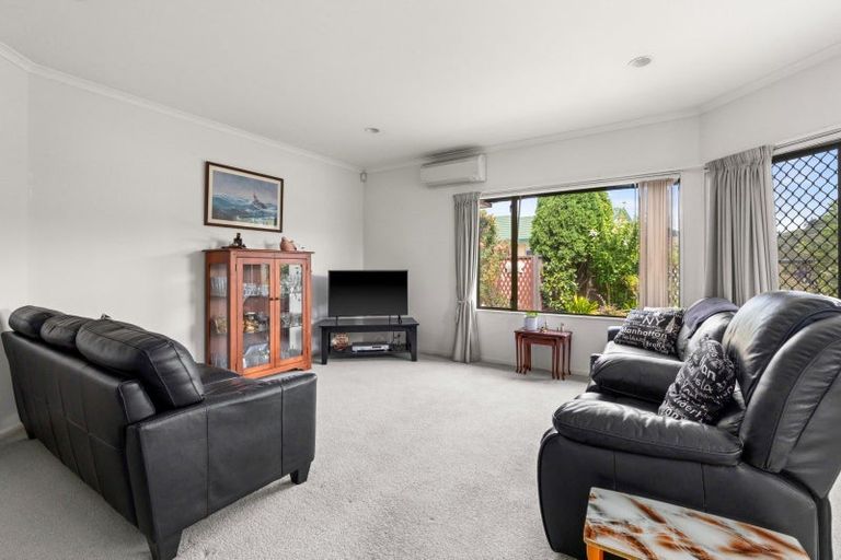 Photo of property in 27 Beaufort Mews, Taradale, Napier, 4112