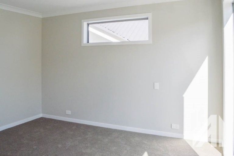 Photo of property in 3 Peihana Road, Hobsonville, Auckland, 0616