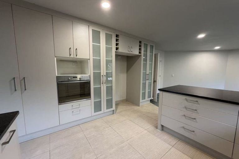 Photo of property in 133a Redoubt Road, Goodwood Heights, Auckland, 2105