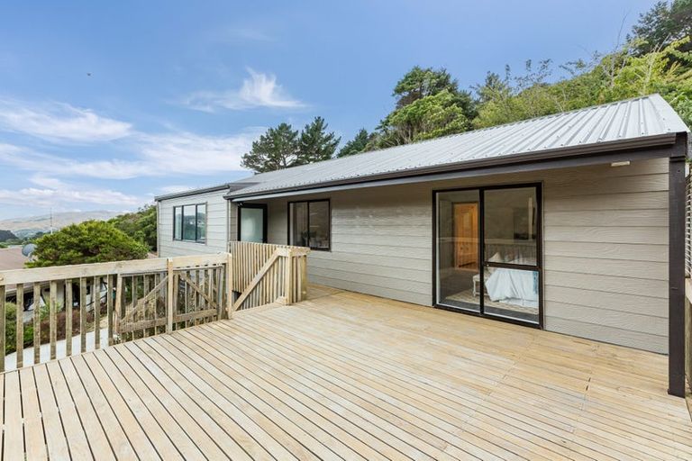 Photo of property in 72 Omapere Street, Whitby, Porirua, 5024