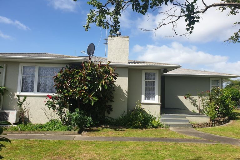 Photo of property in 63 Stephens Crescent, Highbury, Palmerston North, 4412