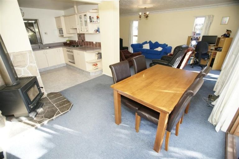 Photo of property in 97a Johns Road, Northwood, Christchurch, 8051