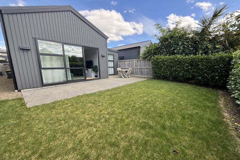 Photo of property in 6 Paddock Lane, Pukekohe, 2120