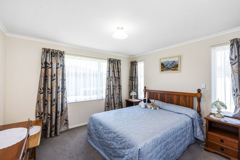 Photo of property in 19 Jade Lane, Paraparaumu, 5032