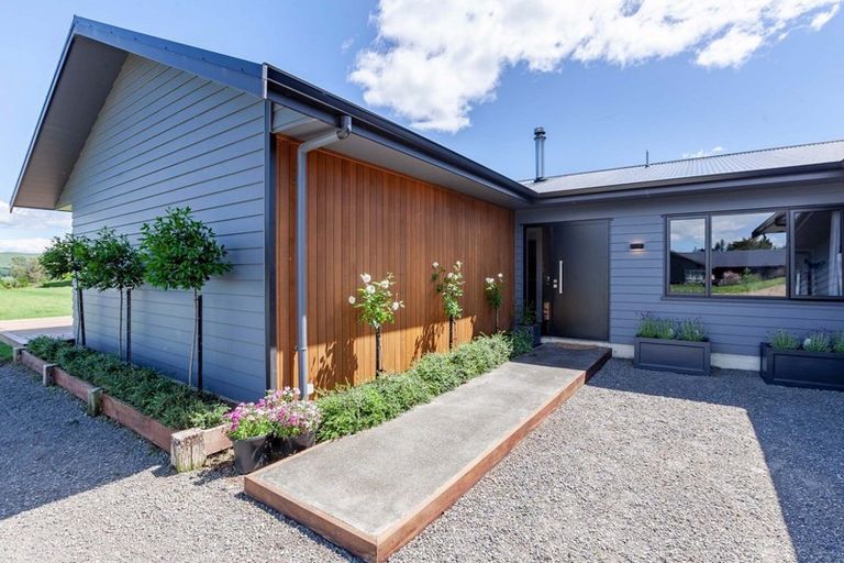 Photo of property in 18d Graingers Lane, Waipukurau, 4282