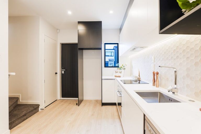 Photo of property in 50 Kiato Lane, Flat Bush, 2019