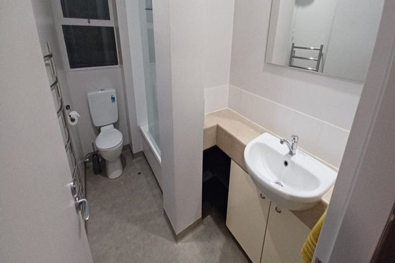Photo of property in Hume House, 152u7 The Terrace, Wellington Central, Wellington, 6011