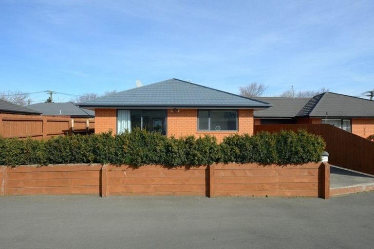 Photo of property in 24g Wainoni Road, Wainoni, Christchurch, 8061