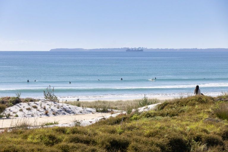 Photo of property in 128 Marine Parade, Mount Maunganui, 3116