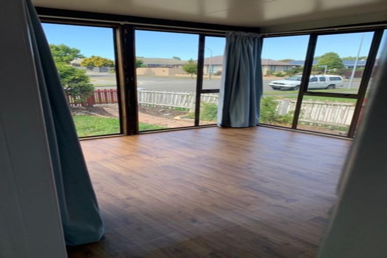 Photo of property in 17 Fusilier Street, Hoon Hay, Christchurch, 8025