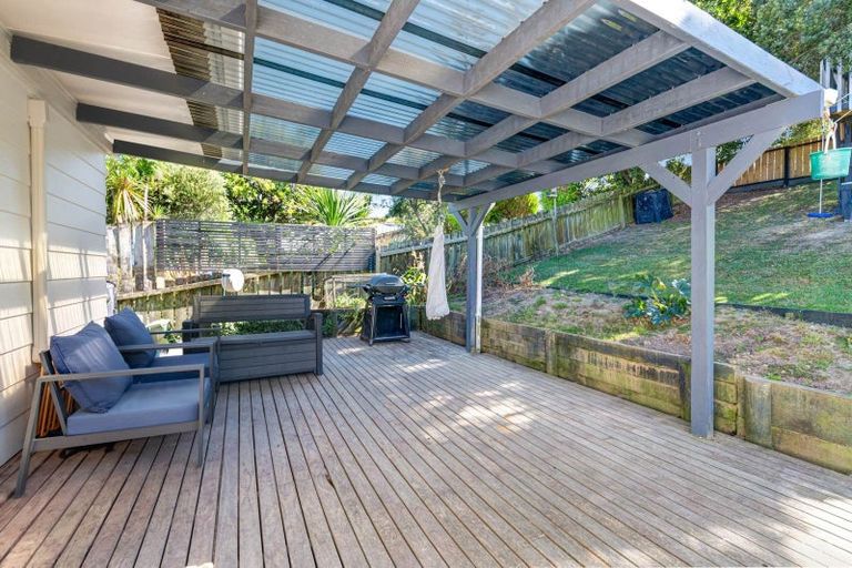 Photo of property in 245 Vipond Road, Stanmore Bay, Whangaparaoa, 0932