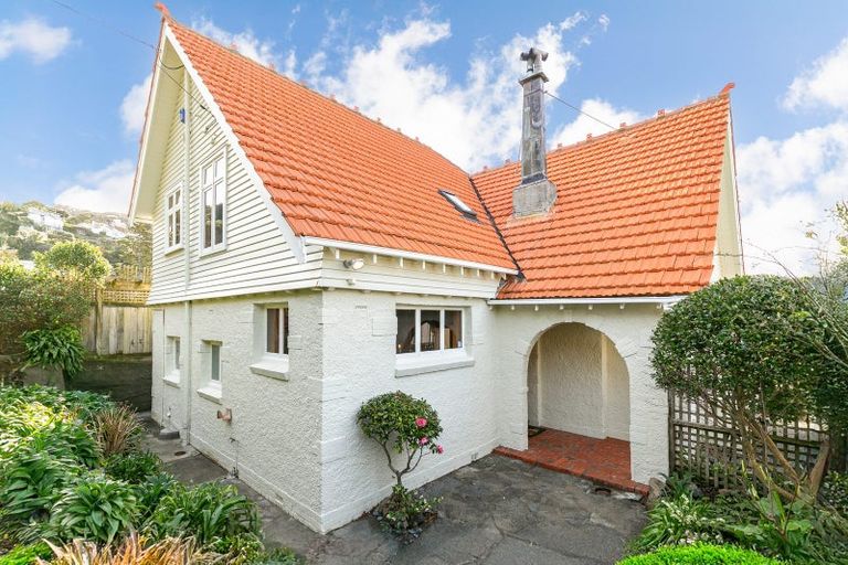 Photo of property in 6 Kio Road, Hataitai, Wellington, 6021