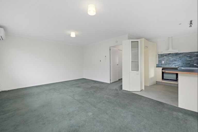 Photo of property in 8e Heath Street, Mount Maunganui, 3116