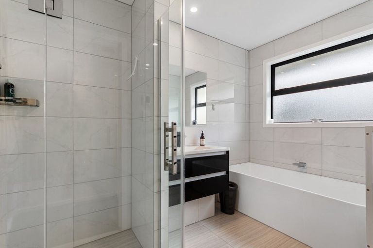 Photo of property in 2 Taimana Lane, Diamond Harbour, Lyttelton, 8971