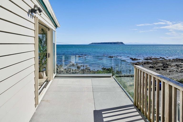 Photo of property in 79 Moana Road, Plimmerton, Porirua, 5026