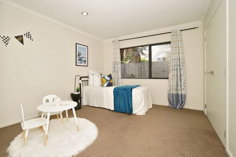 Photo of property in 8 Berkley Avenue, Hillcrest, Hamilton, 3216