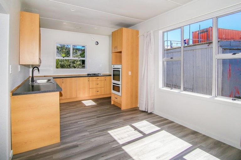 Photo of property in 23 Pakington Street, Westport, 7825