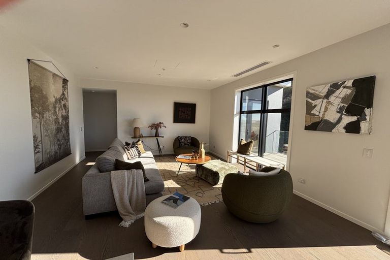 Photo of property in 71 Haven Road, Nelson, 7010