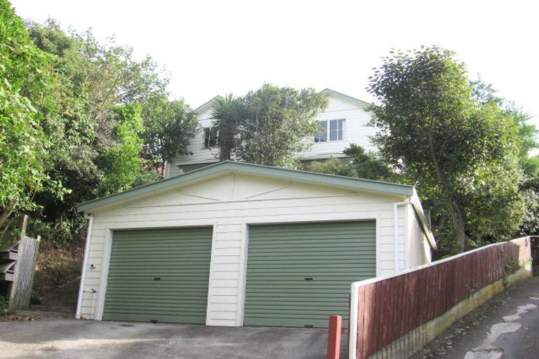 Photo of property in 9f2 Braemar Terrace, Johnsonville, Wellington, 6037