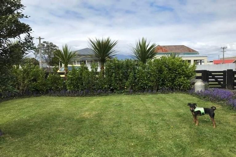 Photo of property in 25 Cobden Street, Westport, 7825