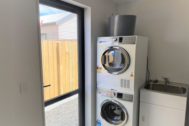 Photo of property in 8 Mount Nicholas Avenue, Wanaka, 9305