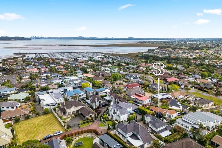 Photo of property in 28b Bluefin Way, West Harbour, Auckland, 0618